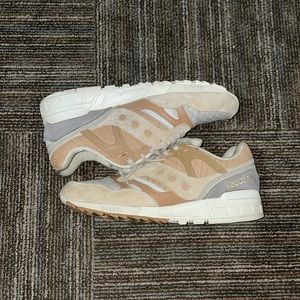 Saucony Grid Quilted Shoes